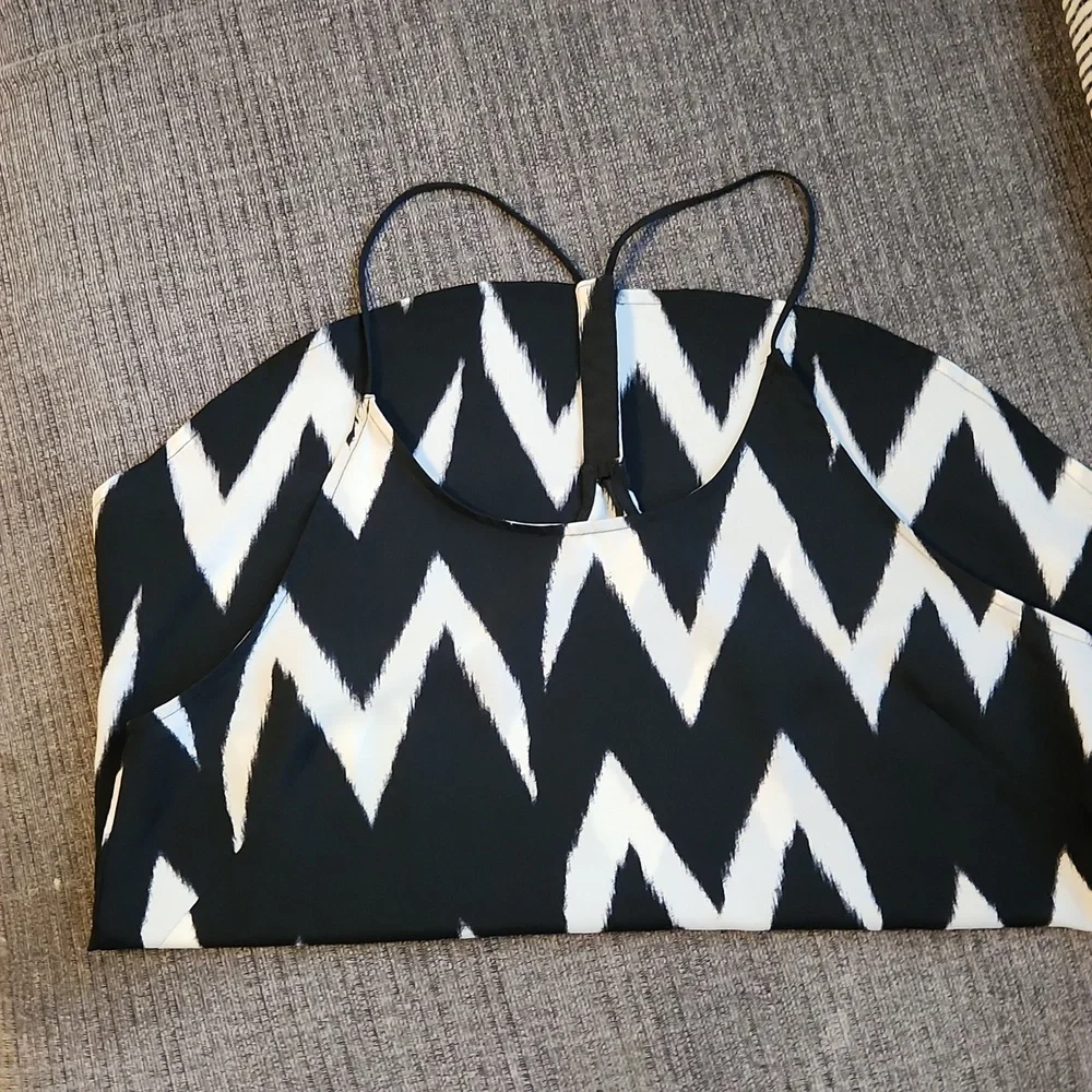 H&M Racerback cami top - Picture 3 of 5